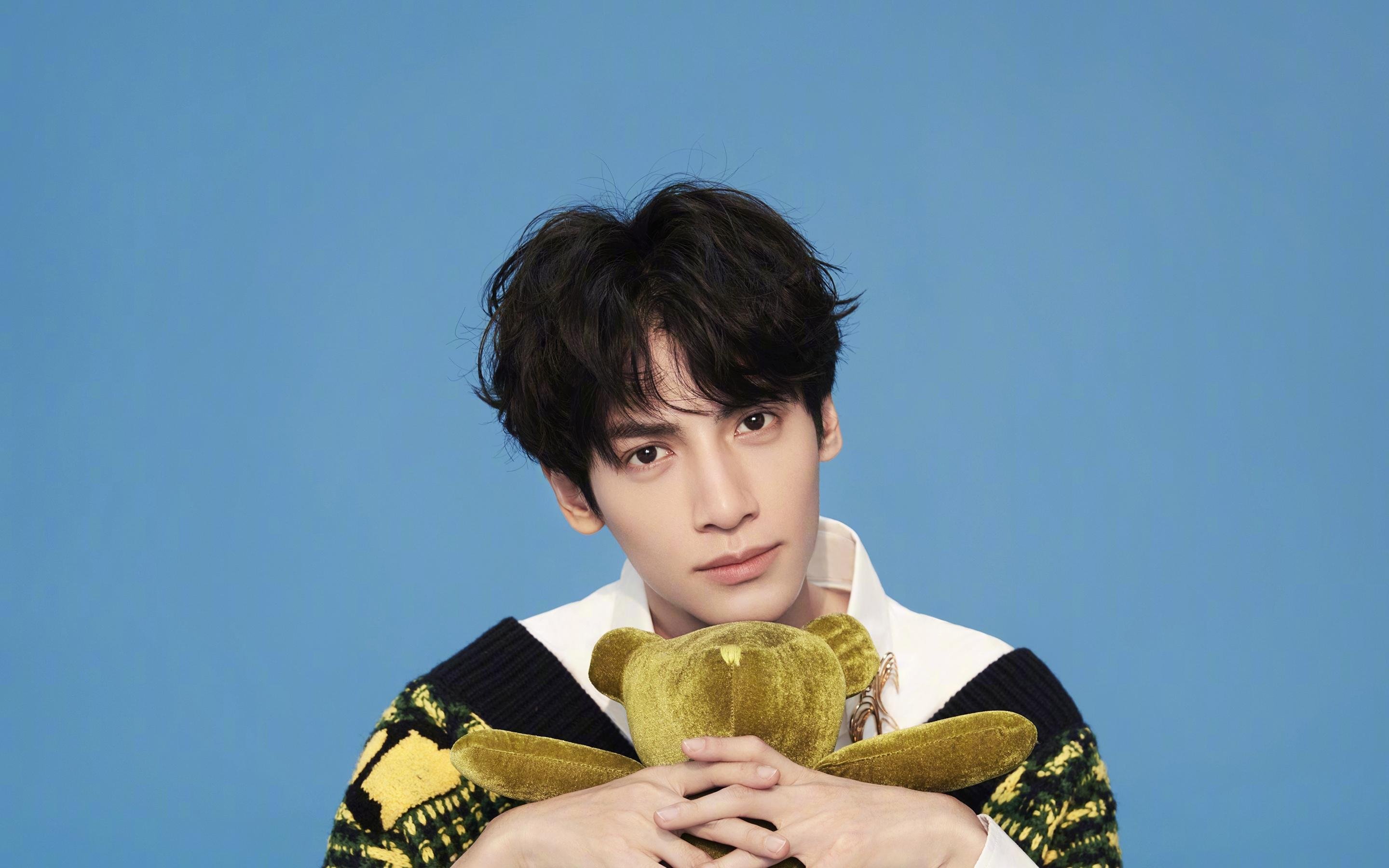 拜仁替补阵容发挥出色轮换无忧，拜仁队员2020